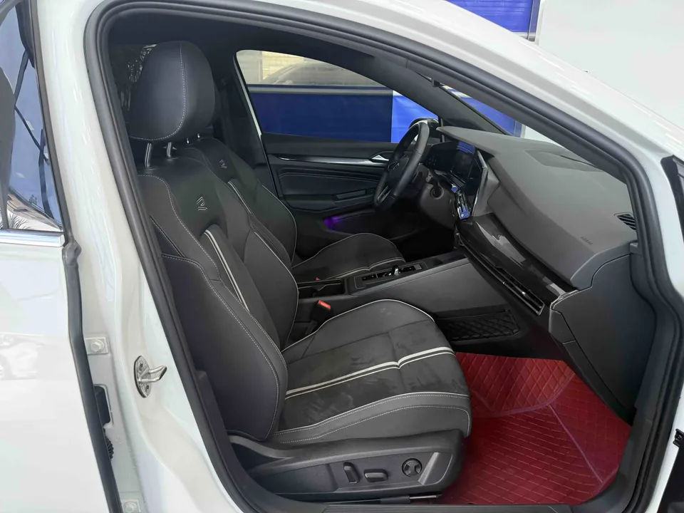 Volkswagen Golf golf 2023 280TSI DSG R-Line Lite 2023 — thumbnail 5