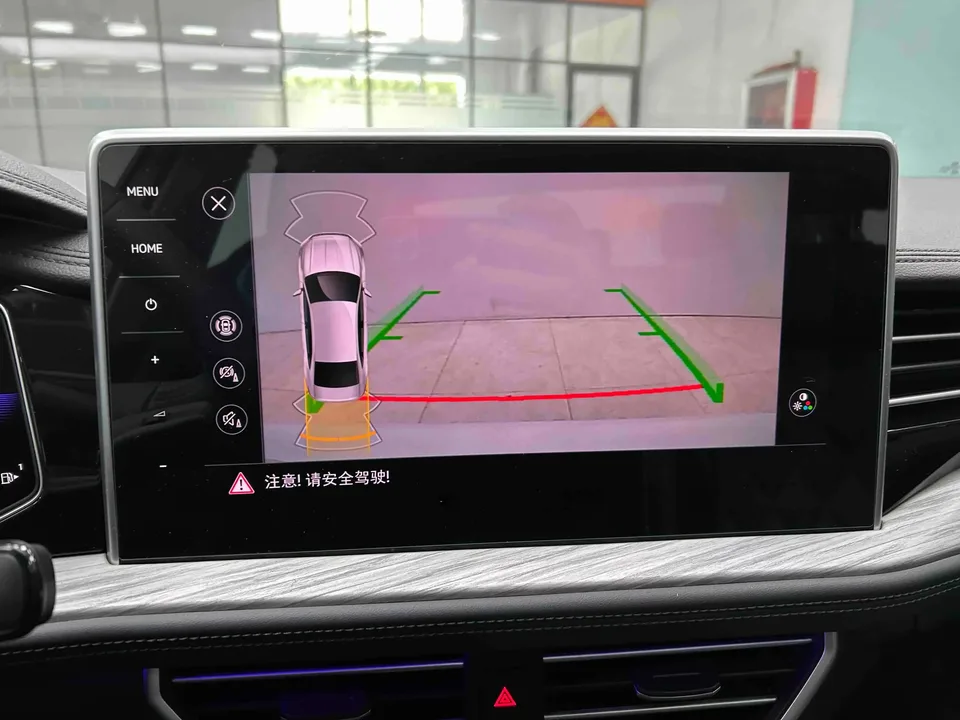 Volkswagen Sagitar Sagitar 2023 280TSI DSG Transcendence Lite 2022 — thumbnail 3