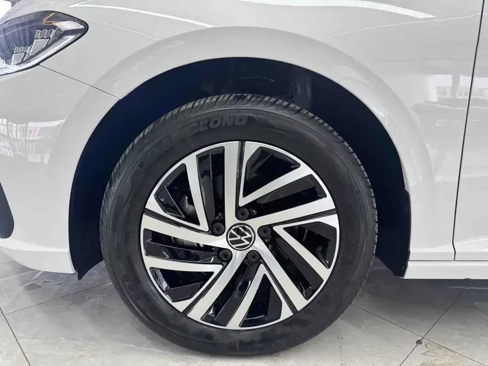 Volkswagen Lavida Lavida 2024 300TSI DSG Starry Sky Leading Edition 2024 — thumbnail 2