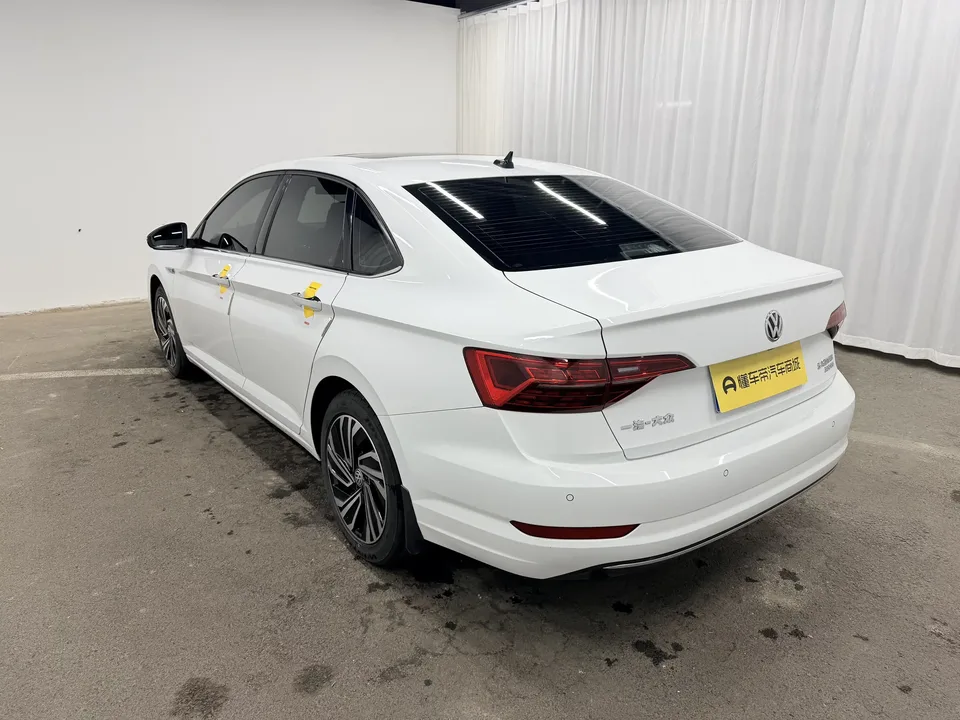Volkswagen Sagitar Sagitar 2021 280TSI DSG Beyond Edition 2022 — thumbnail 2