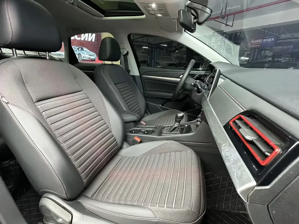 Volkswagen Lavida Lavida 2023 280TSI DSG Starry Sky Edition 2023 — thumbnail 5