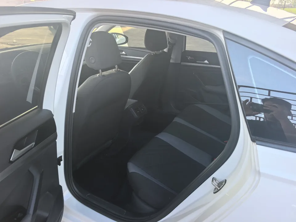 Volkswagen Lavida Lavida 2023 1.5L Automatic Fully Edition 2022 — thumbnail 3