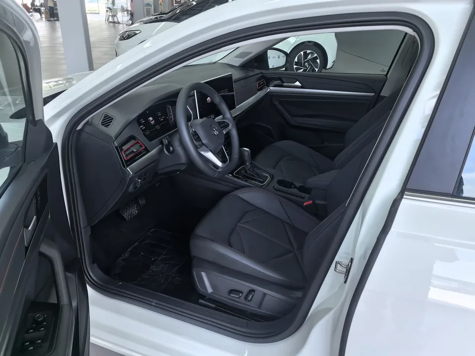 Volkswagen Lavida Lavida 2024 300TSI DSG Starry Sky Leading Edition 2024 — thumbnail 4