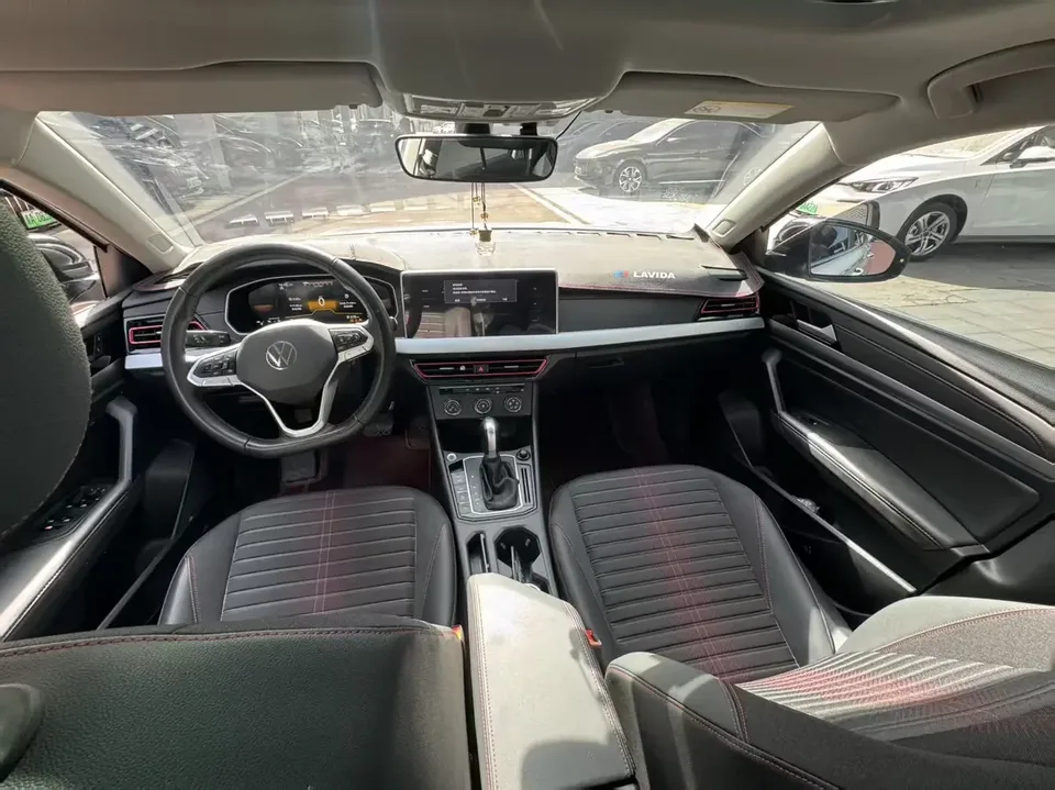 Volkswagen Lavida Lavida 2023 280TSI DSG Starry Sky Edition 2023 — thumbnail 5