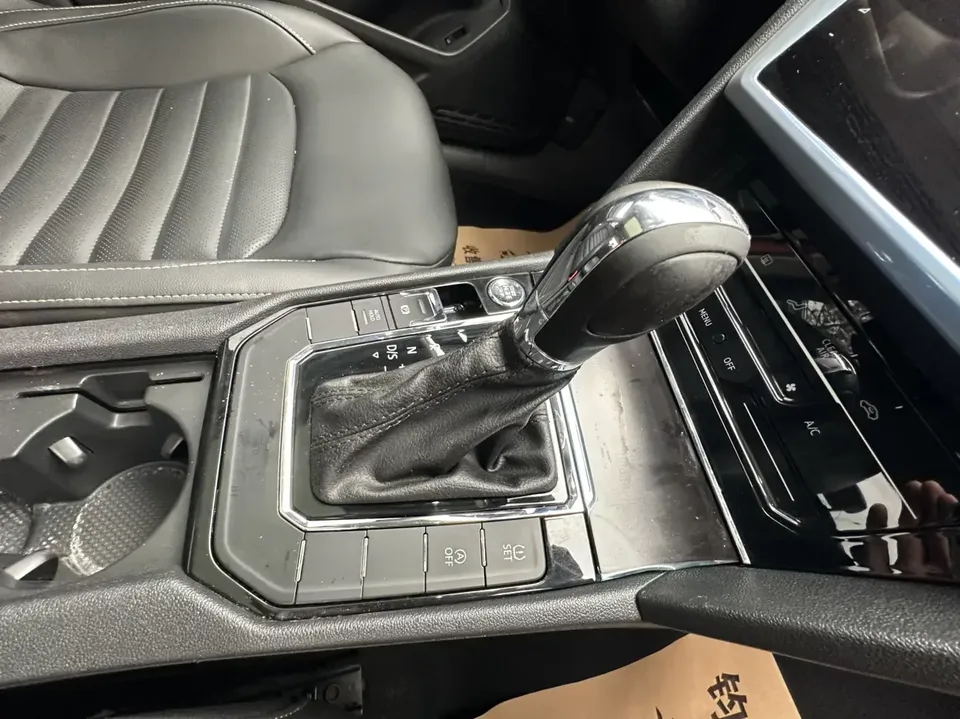 Volkswagen Lamando Lingdu 2021 Modified 280TSI DSG Comfort Edition 2022 — thumbnail 3