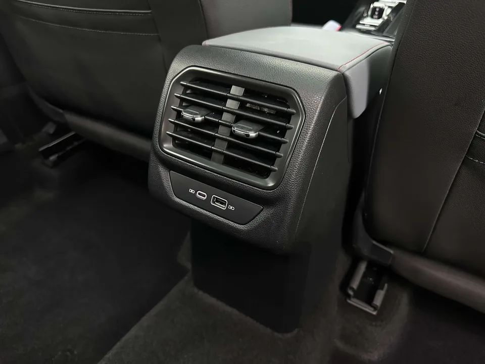 Volkswagen Lamando Lingdu 2024 Lingdu L 280TSI DSG Hot Edition 2023 — миниатюра 4