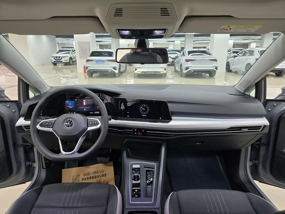 Volkswagen Golf golf 2023 280TSI DSG Pro facelift 2023 — thumbnail 2