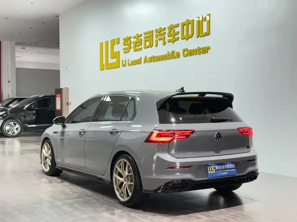 Volkswagen Golf golf 2024 280TSI DSG R-Line 50 Years Legend Edition 2024 — thumbnail 2
