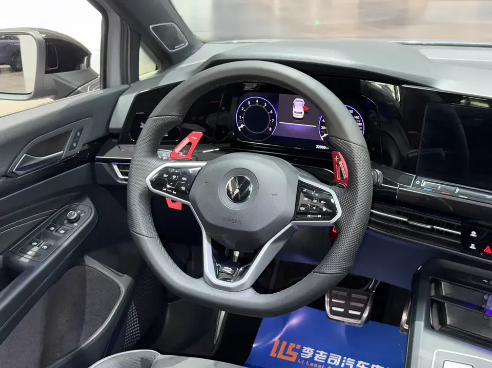 Volkswagen Golf golf 2024 280TSI DSG R-Line 50 Years Legend Edition 2024 — thumbnail 5
