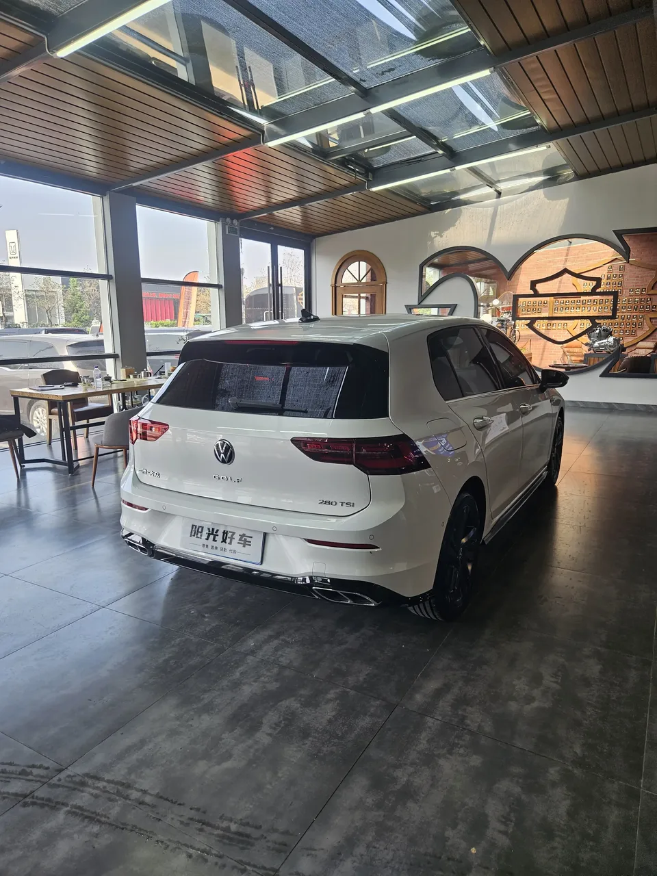 Volkswagen Golf golf 2023 280TSI DSG R-Line Lite 2024 — thumbnail 2