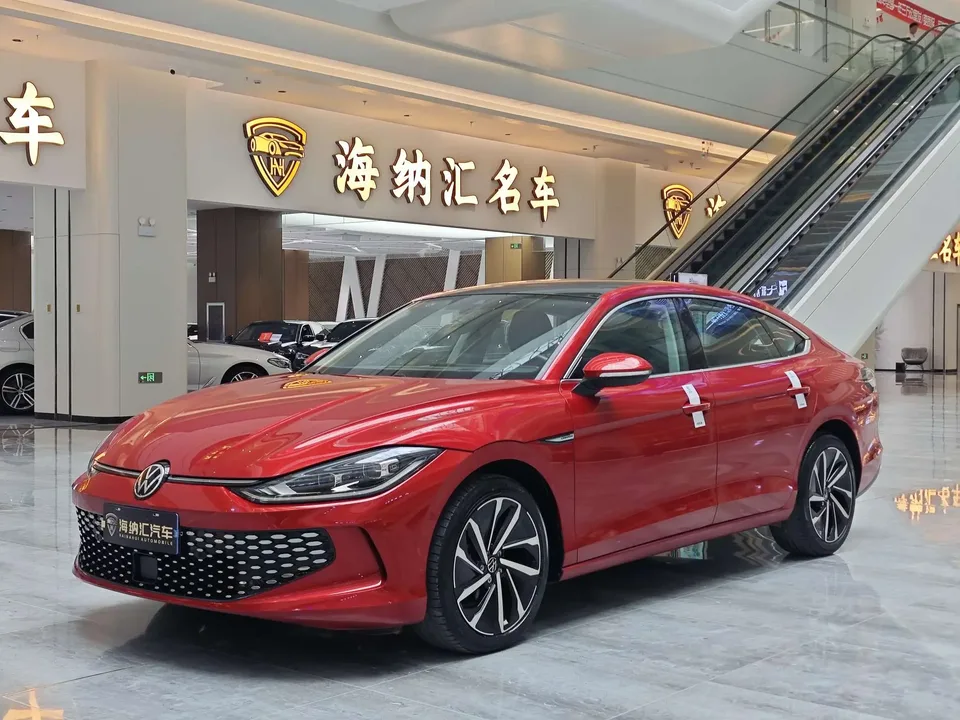 Volkswagen Lamando Lingdu 2023 Lingdu L 280TSI DSG Super Hot Flagship Edition 2024 — photo 1, buy with delivery to Moscow