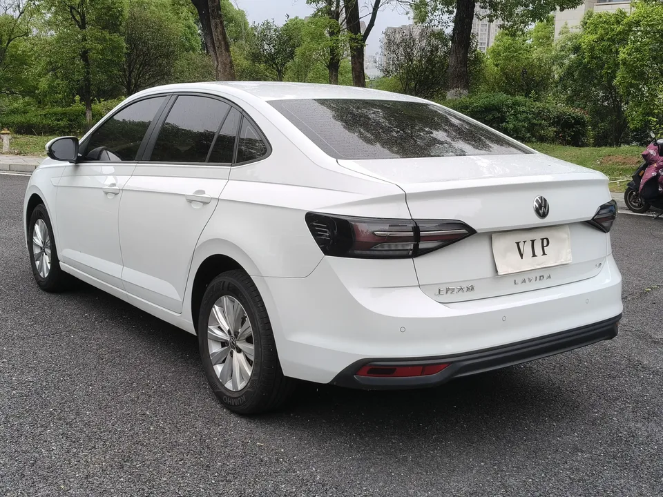 Volkswagen Lavida Lavida 2025 New 1.5L Outstanding New Elegant Edition 2025 — миниатюра 5