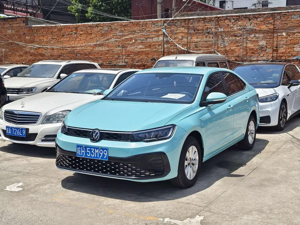 Volkswagen Lavida Lavida 2026 New 1.5L Outstanding New Elegant Edition 2025 — фото 1, купить с доставкой в Москву