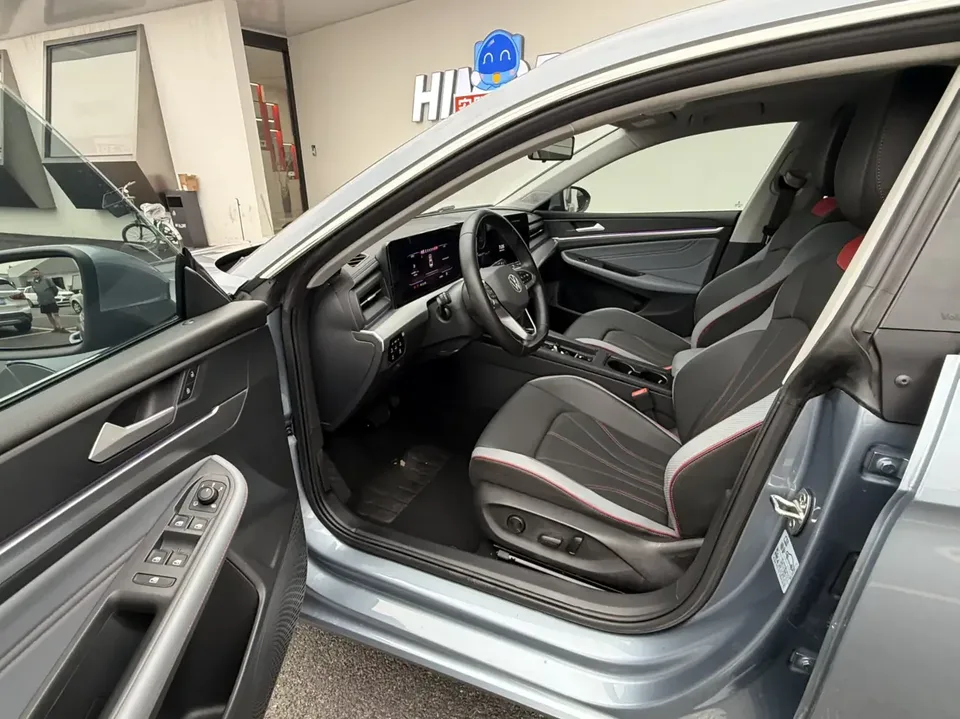 Volkswagen Lamando Lingdu 2023 Lingdu L 280TSI DSG Hot Edition 2023 — thumbnail 3