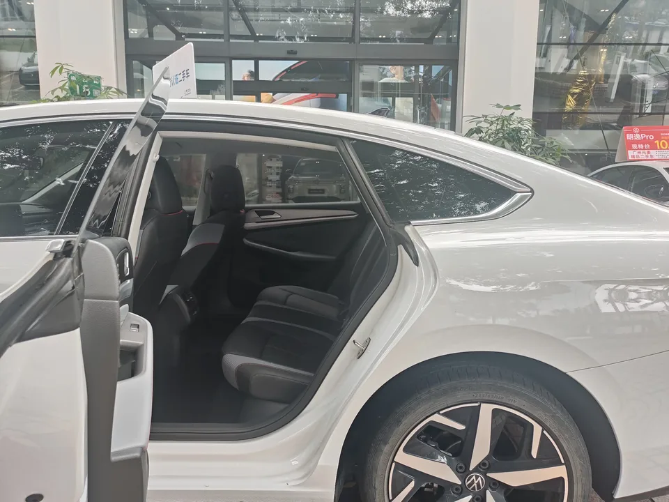 Volkswagen Lamando Lingdu 2024 Lingdu L 280TSI DSG Cool Edition 2024 — thumbnail 5