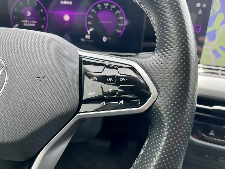 Volkswagen Lamando Lingdu 2022 Lingdu L 280TSI DSG Cool Edition 2022 — thumbnail 5