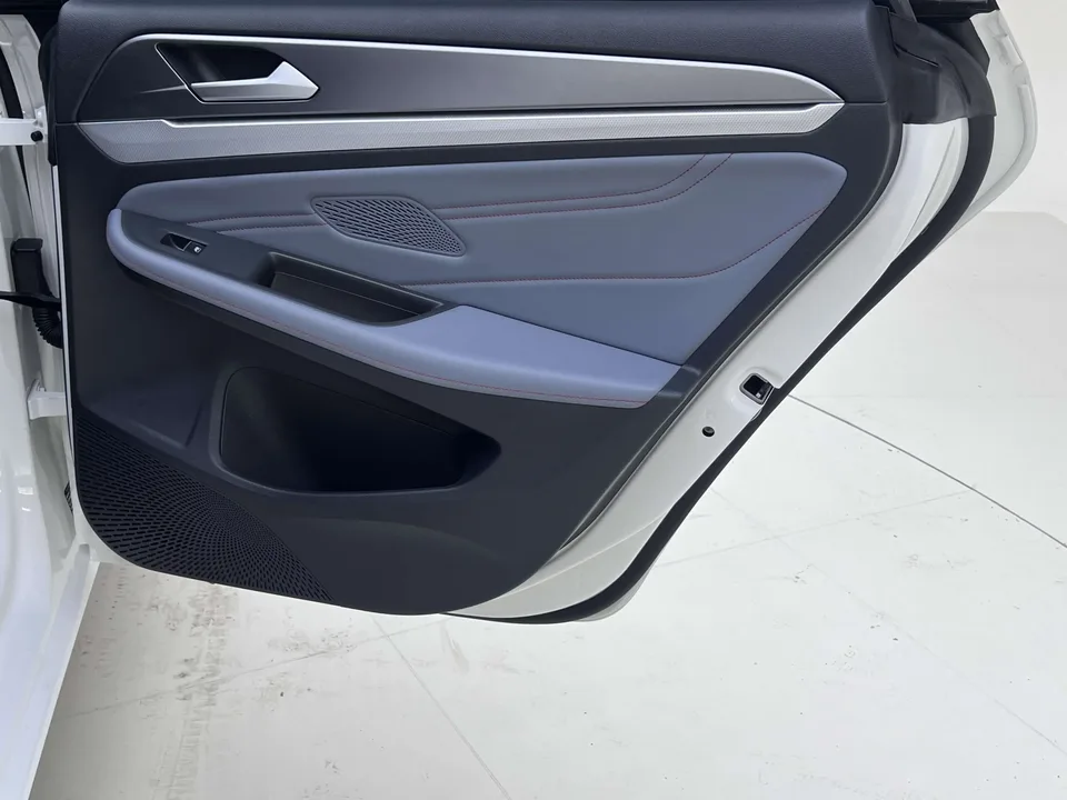 Volkswagen Lamando Lingdu 2023 Lingdu L 280TSI DSG Cool Edition 2023 — thumbnail 5