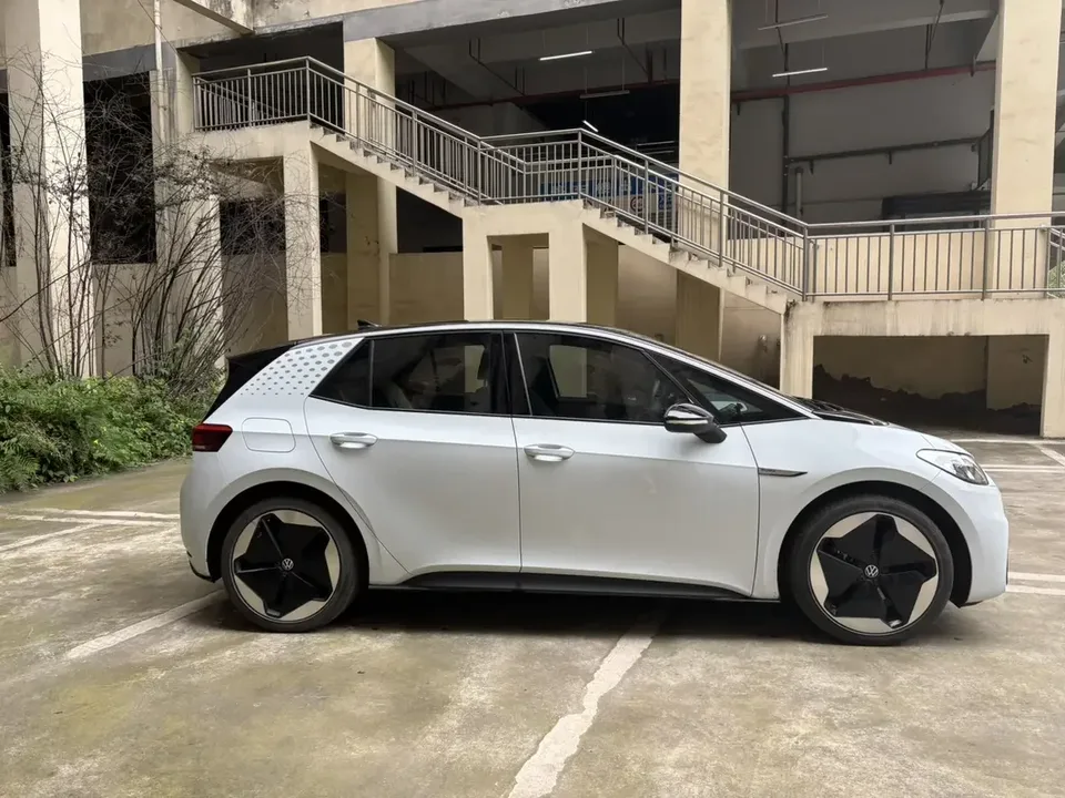Volkswagen ID.3 Volkswagen ID.3 2023 Pure Smart Edition 2024 — thumbnail 2