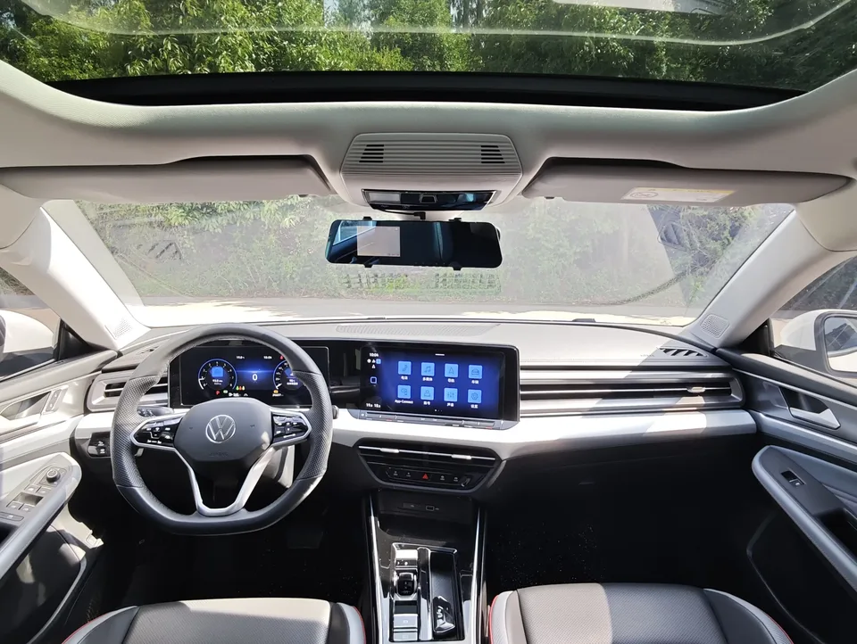 Volkswagen Lamando Lingdu 2023 Lingdu L 280TSI DSG Cool Edition 2023 — thumbnail 4
