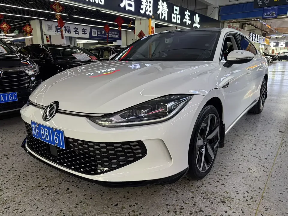 Volkswagen Lamando Lingdu 2022 Lingdu L 280TSI DSG Cool Edition 2022 — photo 1, buy with delivery to Moscow