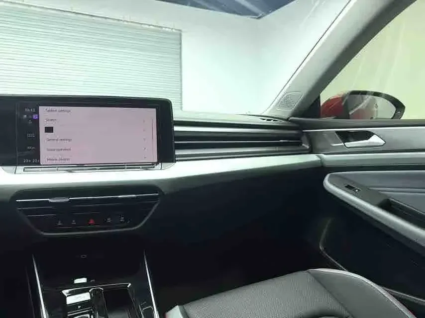 Volkswagen Lamando Lingdu 2022 Lingdu L 280TSI DSG Cool Edition 2023 — thumbnail 3