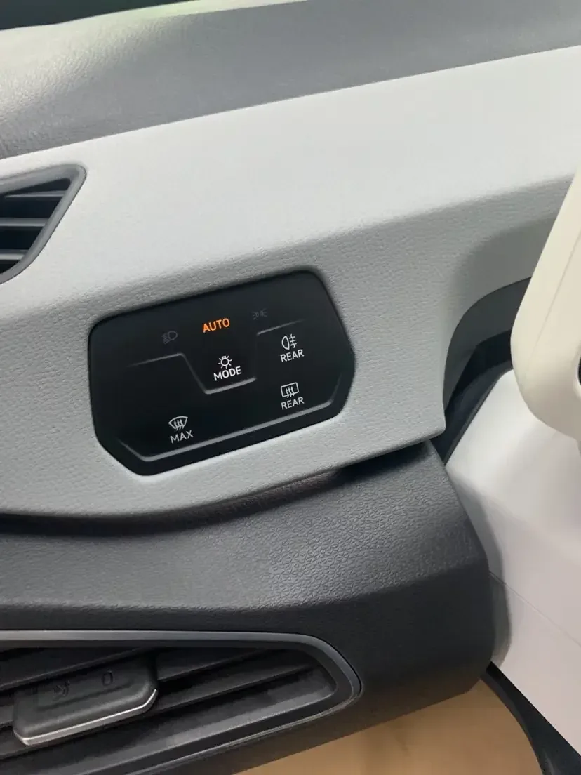Volkswagen ID.3 Volkswagen ID.3 2023 Upgraded Pure Smart Edition 2024 — thumbnail 3