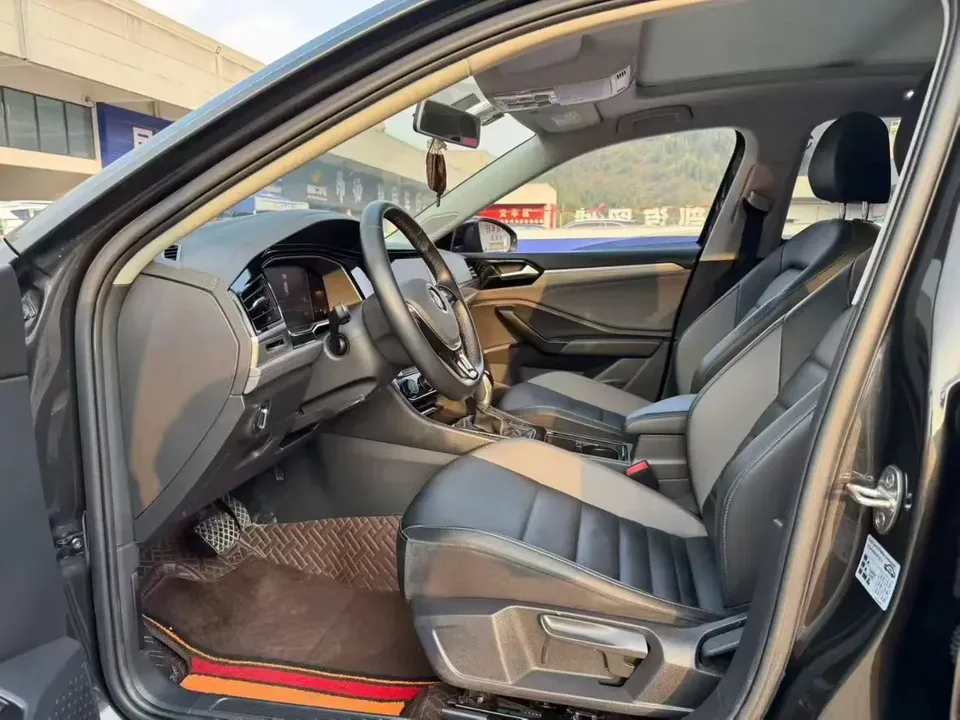 Volkswagen Sagitar Sagitar 2022 200TSI DSG Flying Edition 2022 — thumbnail 5