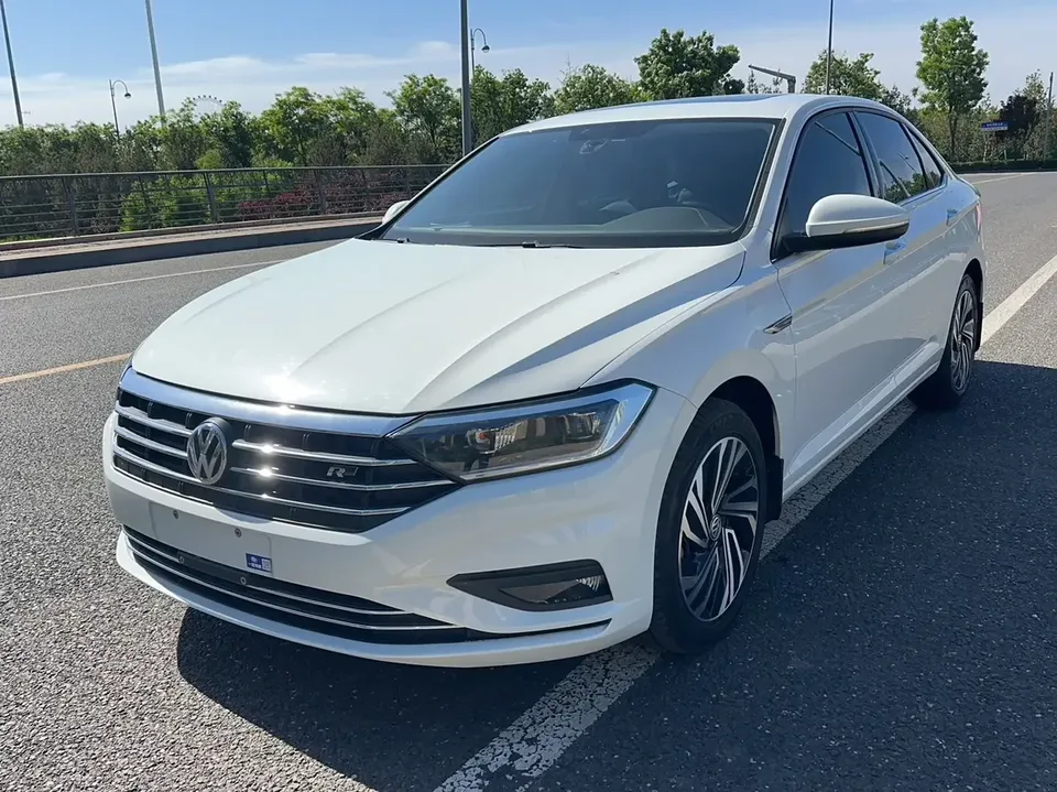 Volkswagen Sagitar Sagitar 2022 200TSI DSG Flying Edition 2022 — photo 1, buy with delivery to Moscow