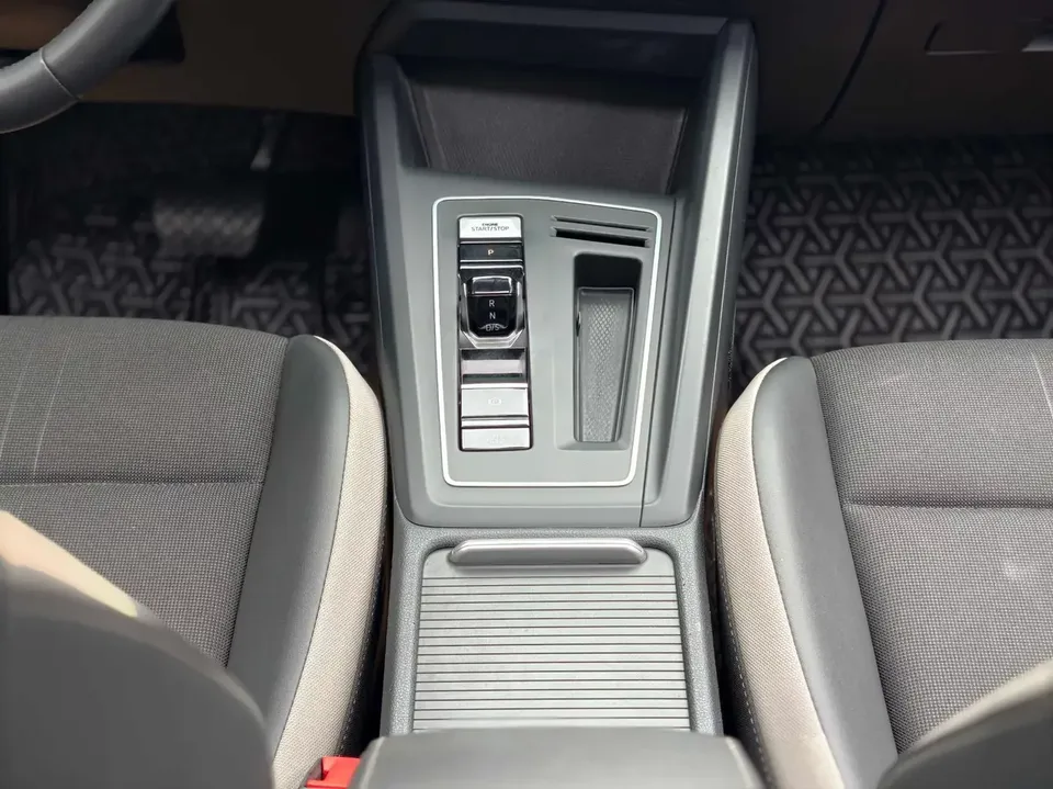 Volkswagen Golf golf 2021 280TSI DSG Pro First Edition 2022 — thumbnail 3