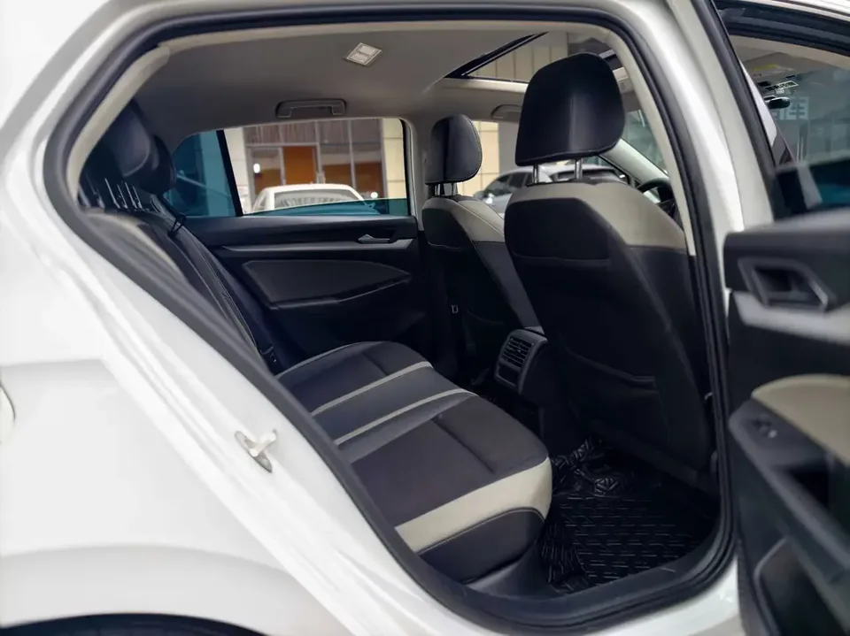 Volkswagen Golf golf 2021 280TSI DSG Pro First Edition 2022 — thumbnail 4