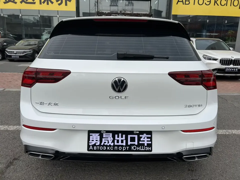 Volkswagen Golf golf 2023 280TSI DSG R-Line Lite 2024 — thumbnail 2