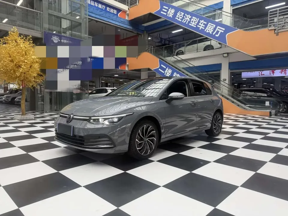 Volkswagen Golf golf 2021 280TSI DSG Pro 2022 — photo 1, buy with delivery to Moscow