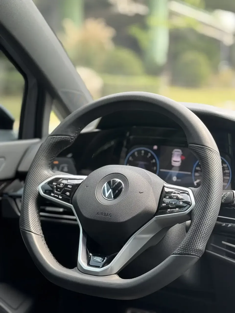 Volkswagen Golf golf 2023 280TSI DSG R-Line 2024 — thumbnail 3