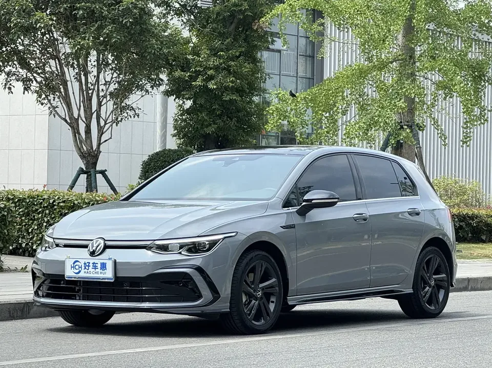 Volkswagen Golf golf 2023 280TSI DSG R-Line 2024 — photo 1, buy with delivery to Moscow
