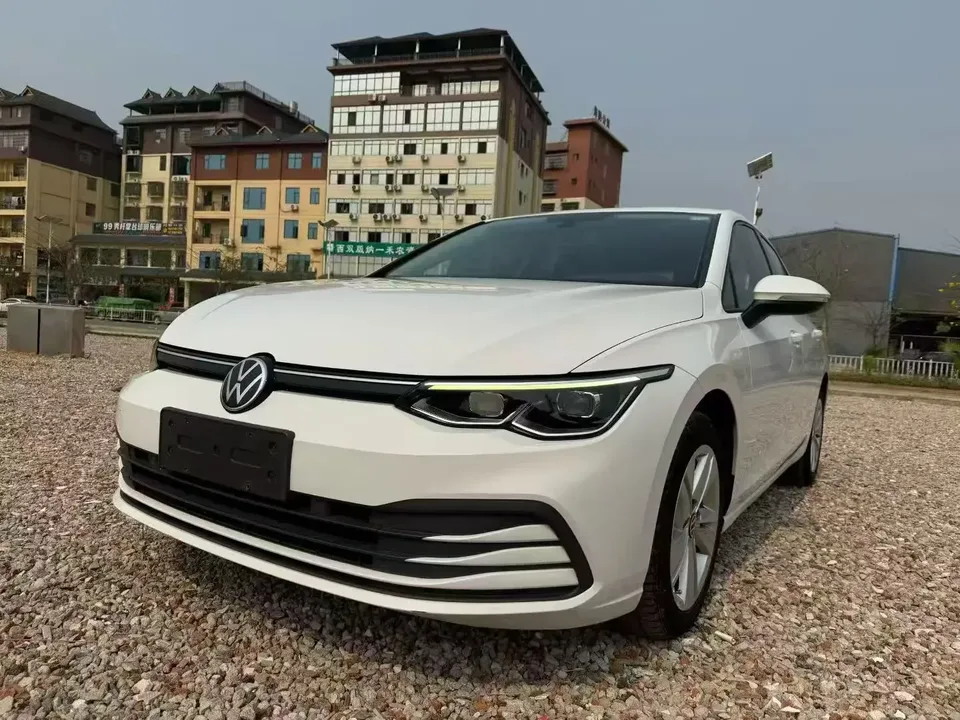 Volkswagen Golf golf 2023 200TSI DSG 2023 — photo 1, buy with delivery to Moscow
