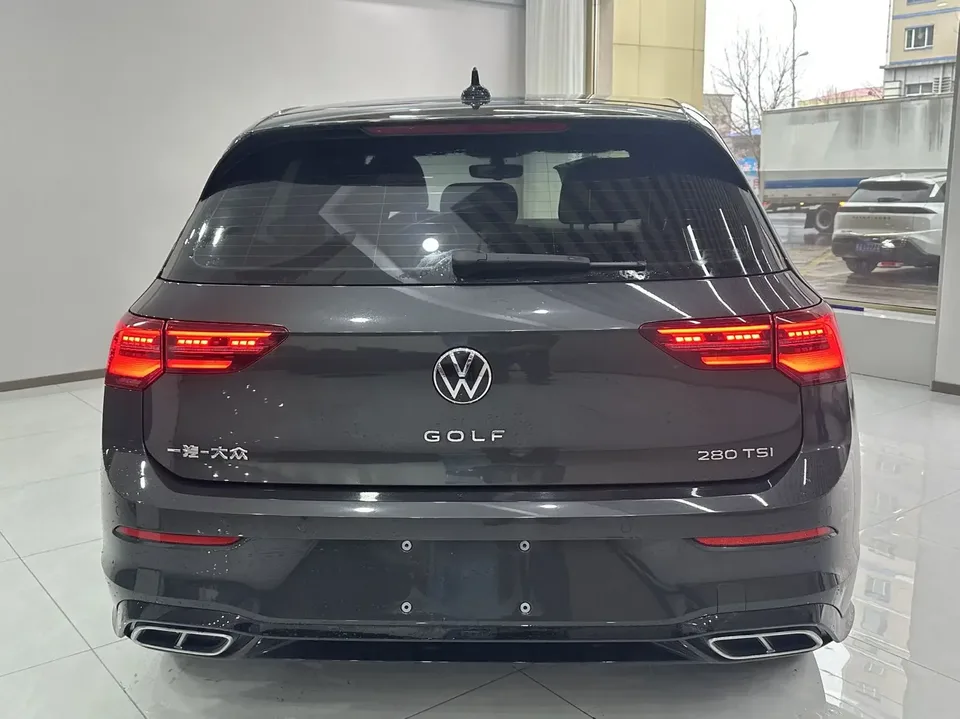 Volkswagen Golf golf 2023 280TSI DSG R-Line Lite 2023 — thumbnail 2