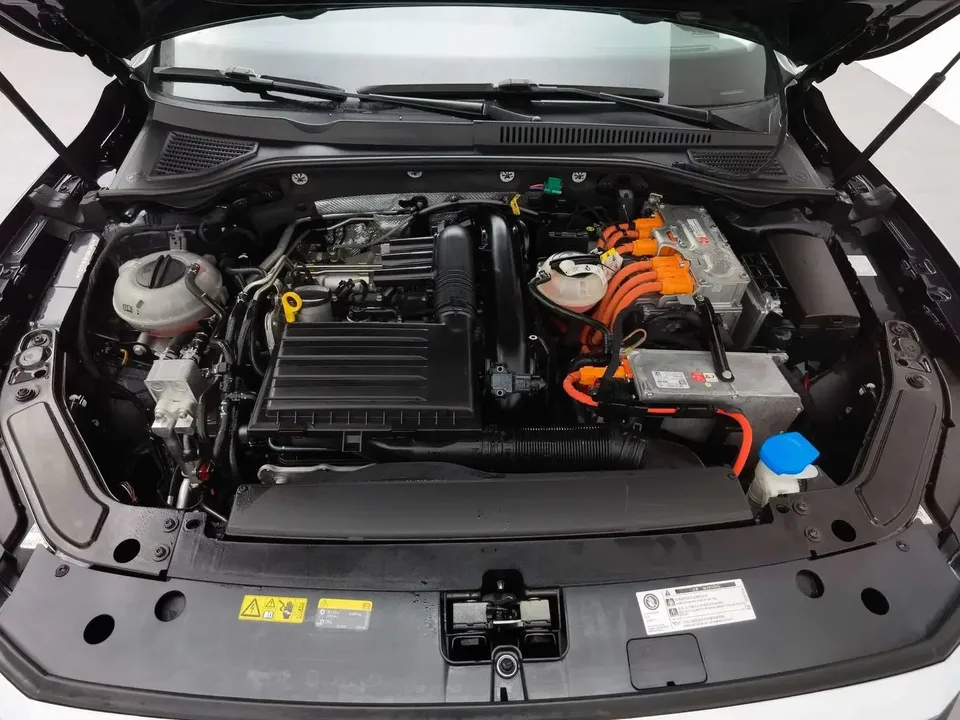 Volkswagen Passat PHEV Passat PHEV 2020 430PHEV Hybrid Elite Edition National V 2022 — thumbnail 2