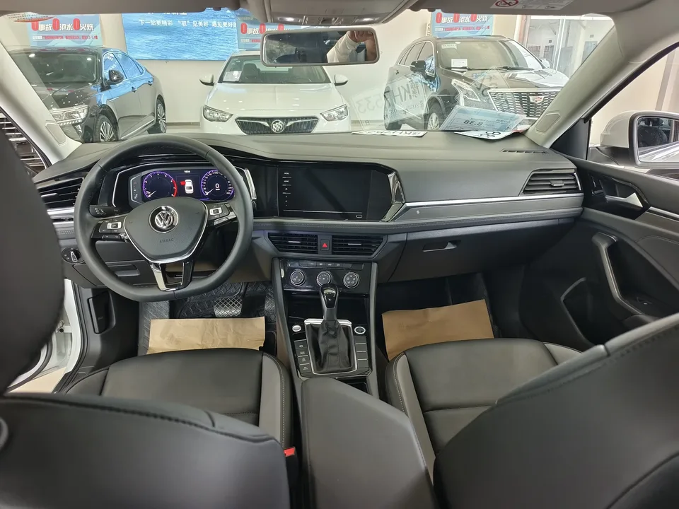 Volkswagen Sagitar Sagitar 2021 280TSI DSG 30th Anniversary Edition 2022 — thumbnail 4