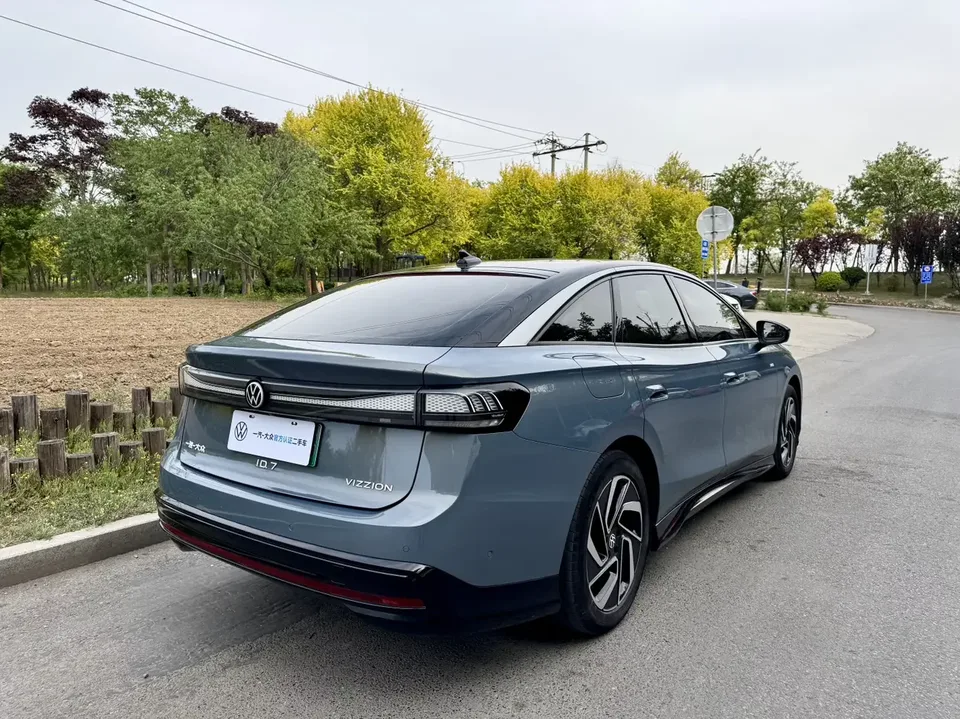 Volkswagen ID.7 VIZZION ID.7 VIZZION 2024 First Edition 2024 — thumbnail 2