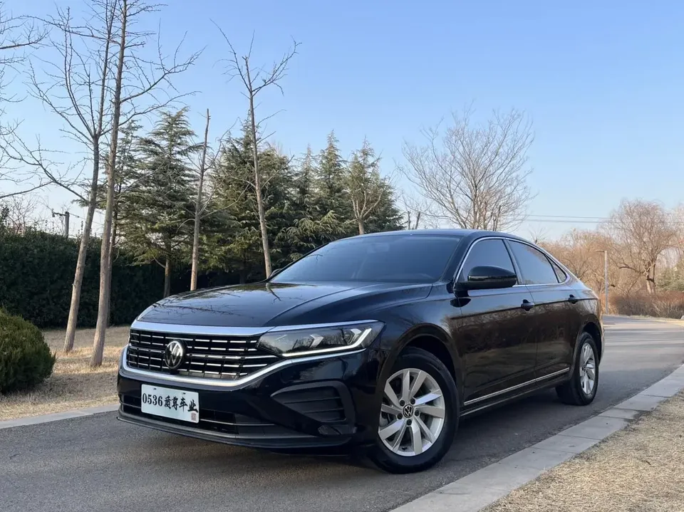 Volkswagen Passat Passat 2024 280TSI Business Edition 2024 — photo 1, buy with delivery to Moscow