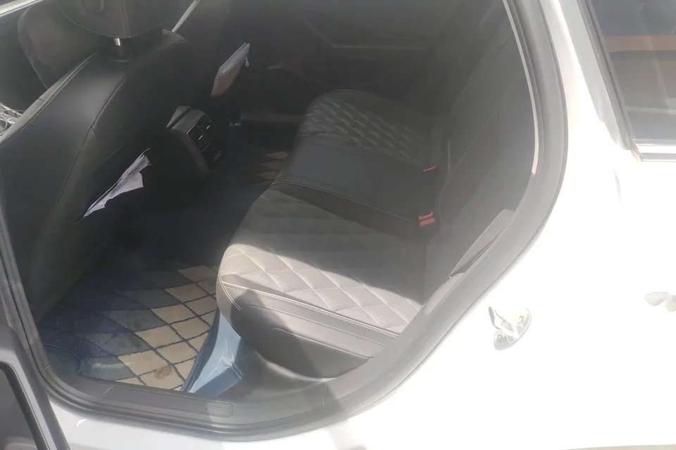 Volkswagen Sagitar Sagitar 2023 280TSI DSG Beyond Edition Plus 2023 — thumbnail 4
