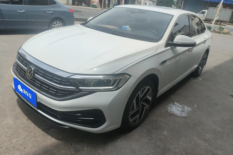 Volkswagen Sagitar Sagitar 2023 280TSI DSG Beyond Edition Plus 2023 — photo 1, buy with delivery to Moscow
