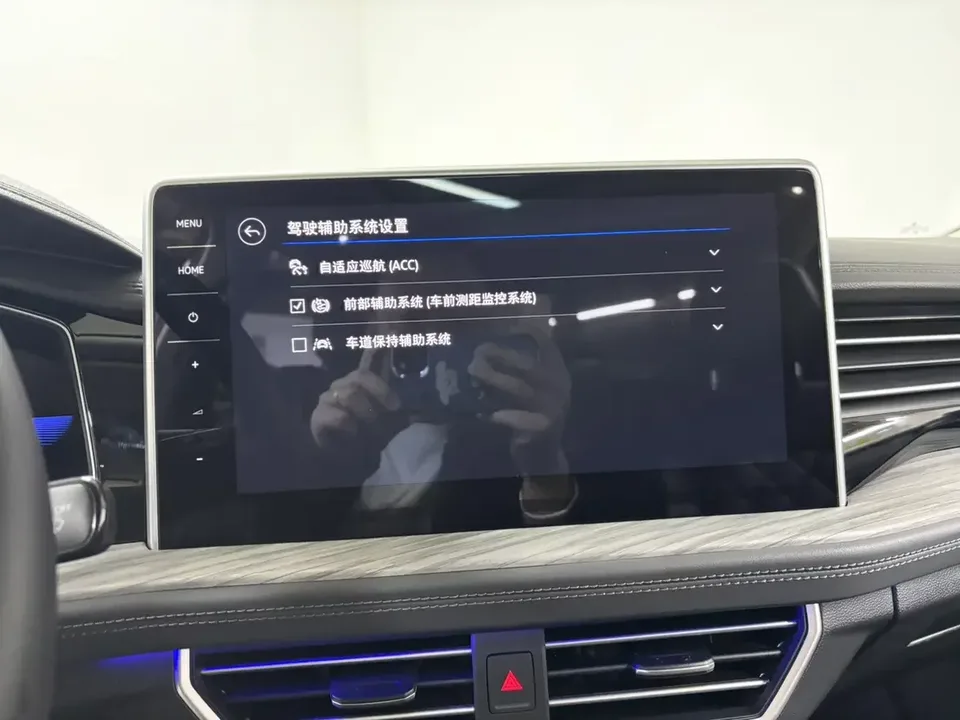 Volkswagen Sagitar Sagitar 2023 280TSI DSG Beyond Edition 2023 — thumbnail 3