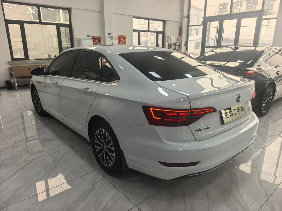 Volkswagen Sagitar Sagitar 2022 200TSI DSG Beyond Edition 2022 — thumbnail 4