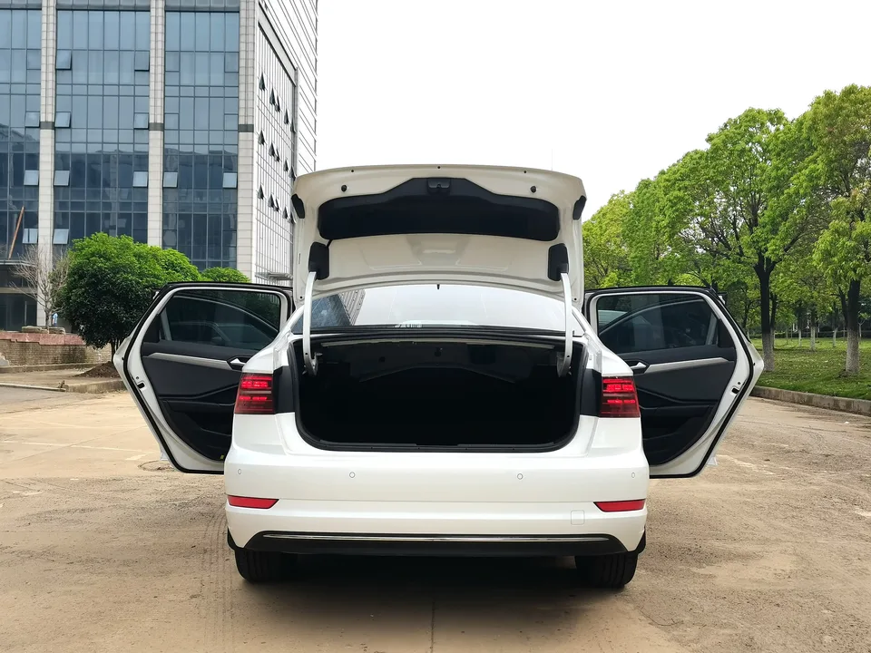 Volkswagen Sagitar Sagitar 2022 280TSI DSG Beyond Edition 2022 — thumbnail 4
