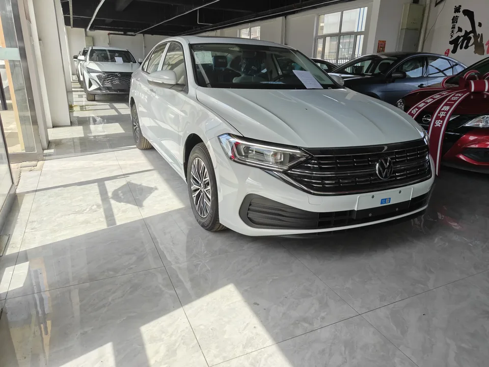 Volkswagen Sagitar Sagitar 2025 Modified 200TSI DSG Flying Edition 2026 — thumbnail 3