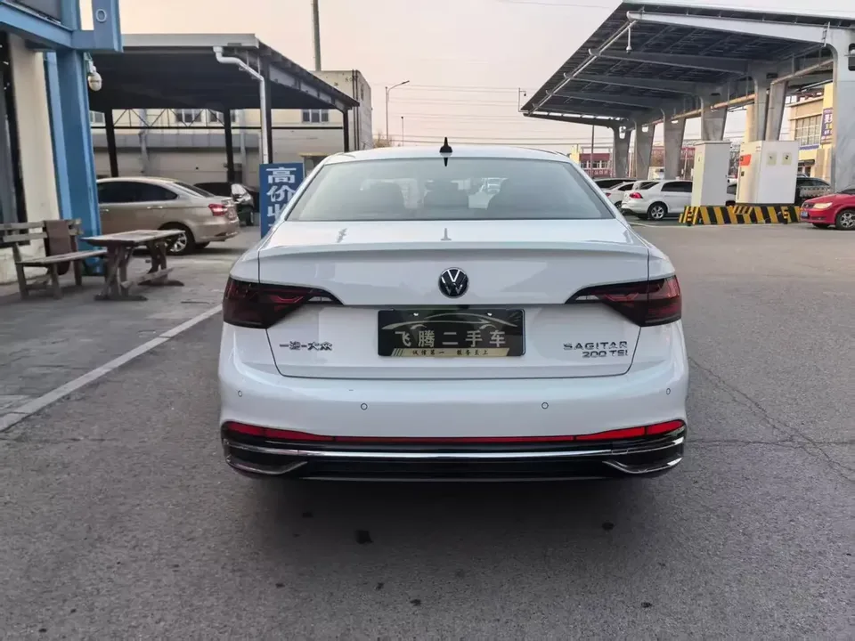 Volkswagen Sagitar Sagitar 2023 200TSI DSG Flying Edition 2023 — thumbnail 2