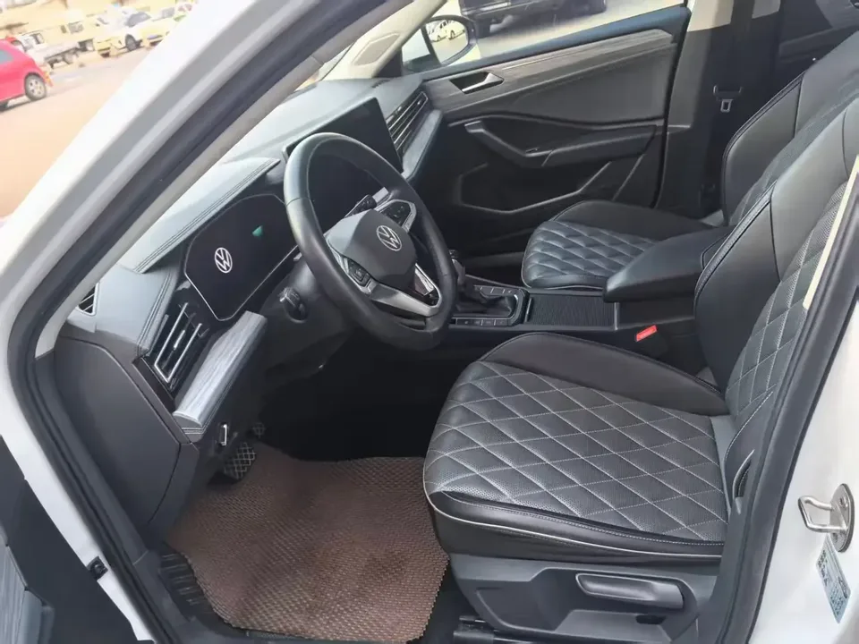 Volkswagen Sagitar Sagitar 2023 200TSI DSG Flying Edition 2023 — thumbnail 5