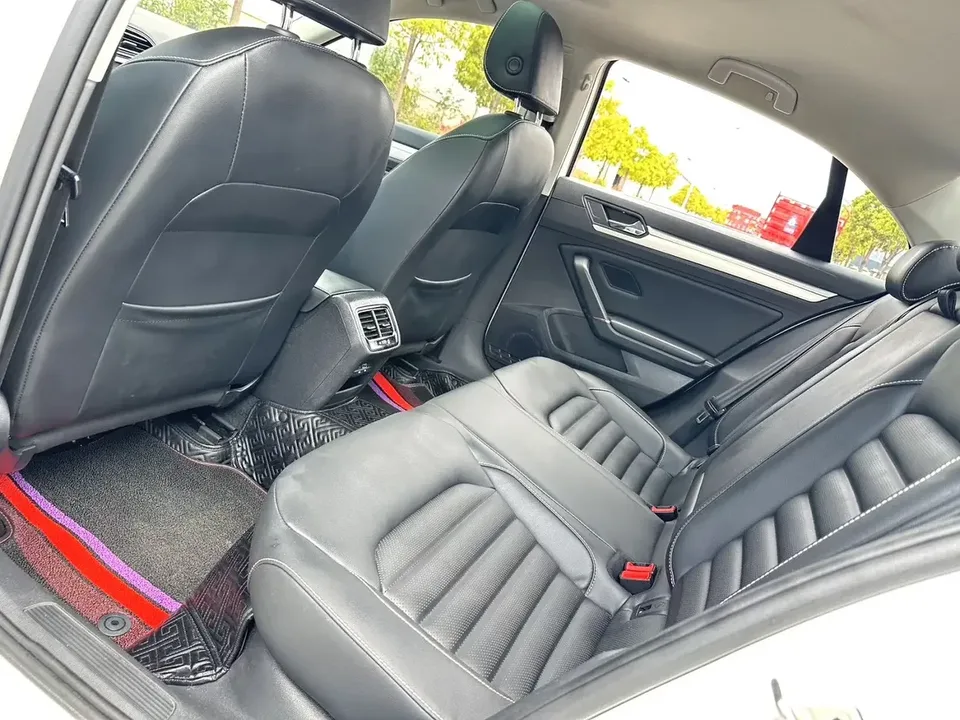Volkswagen Lamando Lingdu 2021 280TSI DSG Comfort Edition 2022 — thumbnail 3