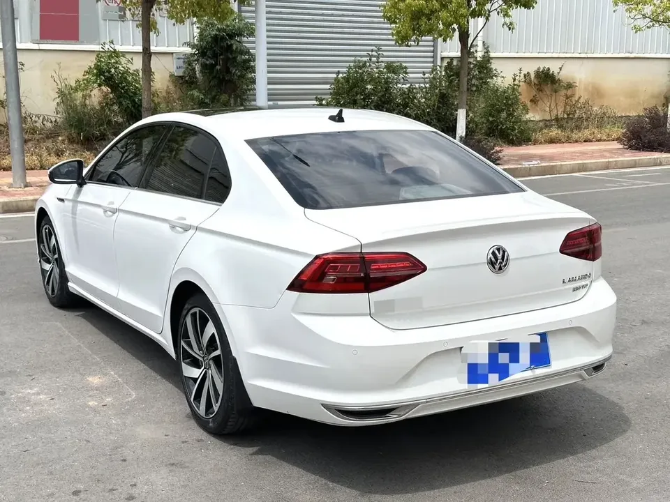 Volkswagen Lamando Lingdu 2021 280TSI DSG Comfort Edition 2022 — thumbnail 4